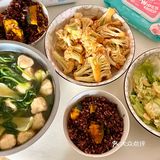 今天也要吃得好饱饱外卖吃啥