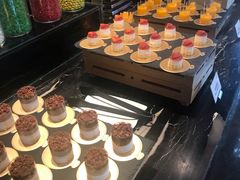 -岷山饭店-芝芝自助餐厅