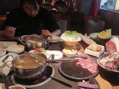 -牛品荟牛肉火锅(新城广场店)