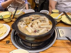 -菌之家·专业纯野生菌火锅·特色炒菌