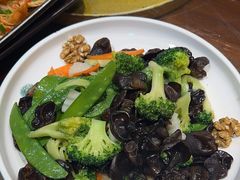 -那家老院子东北菜·饺子·小鸡炖蘑菇(艳华街店)
