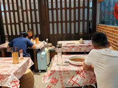 -耙吉吉川味小酒馆(本地人回头店)
