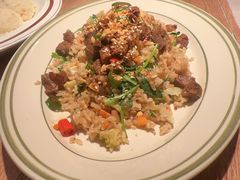 -玛格萝妮比萨屋(陆家浜路店)