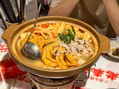 -老表记广西宵夜螺蛳鸭脚煲(东盟店)