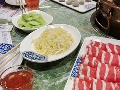 -楼外楼大刀肉传统火锅(西安大路店)