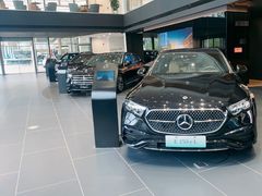 -贵州贵星奔驰4S店(观山湖店)