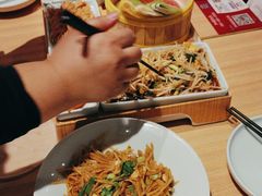 -宏状元现熬粥·京味菜(三里河店)
