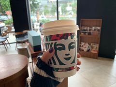 -星巴克(深圳龙华和平里店)