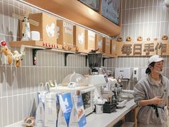 -小飞象面包公社(珠江路金鹰店)