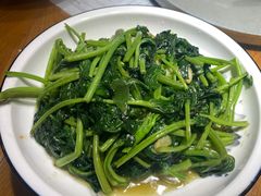 -黄泥岗·地道湖北菜(奥特莱斯店)