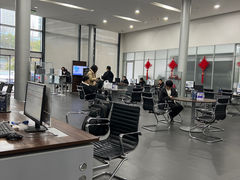 -杭州中升之星奔驰4S店(滨江店)