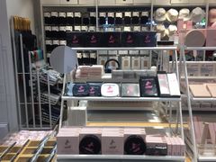 -名创优品(福建福州闽侯万家广场店)