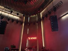 -TZ House音乐现场(来福士中心店)
