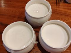 自制老酸奶-草原牧羊火锅·龙虾·烤鱼(杨浦店)
