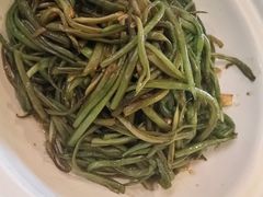 -闯关东东北农家菜(崂山石老人店)