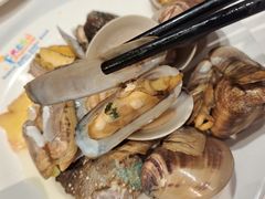 -领鲜活海鲜榴莲自助火锅(东门店)