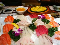 -青瓦餐厅·生鱼片·韩园烤肉(西塔店)