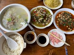 -茅屋大酒店