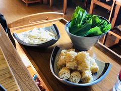 -毛辣果·贵州红酸汤牛肉火锅(西单店)