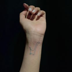 -木子·纹身店TATTOO穿孔·洗纹身