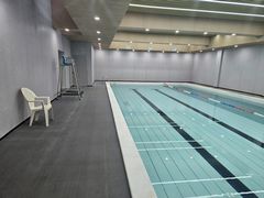 -蓝海豚游泳俱乐部(南京西路店)