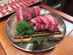 秘制卷牛肋排-西塔老太太泥炉烤肉(万柳华联店)