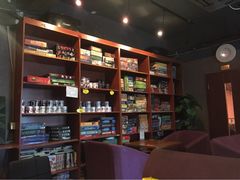 汇佳桌游咖啡馆(徐汇旗舰店)-汇佳桌游剧本咖啡馆(万体馆旗舰店)