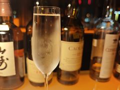 -翡翠36酒吧(浦东香格里拉店)