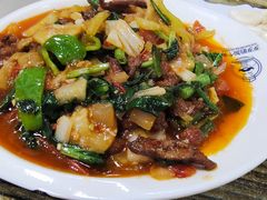-歹歹的加个面过油肉拌面
