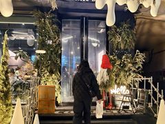 -W COLLECTIVE  DESSERT SHOP