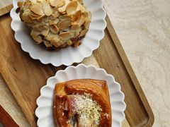 -VERIE BAKEHOUSE