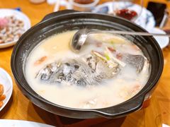 东湖海鲜鱼头煲-宁波柏悦酒店·钱湖渔港