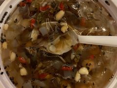 -红九格老火锅(三峡广场店)