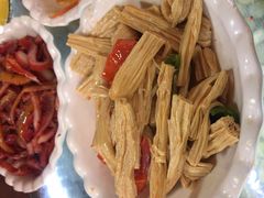 -金杨拉面王小吃面馆·牛三宝面·红烧牛肉粉