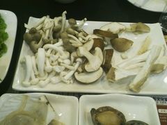 -楼外楼大刀肉传统火锅居(幸福街店)