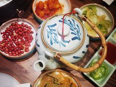 -明洞阿姨·韩式酱蟹烤肉·创意料理(三元桥店)