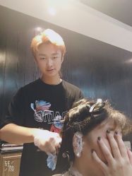 -苑苑发型设计