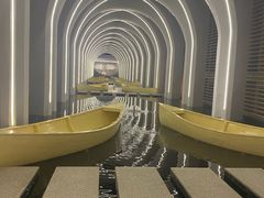 -涨巢·潮玩水疗局