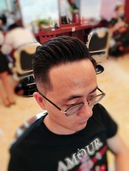 -尼特斯男士发型馆