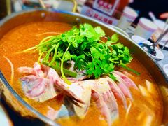 -野山舂·贵州现舂酸汤牛肉(民生路店)