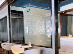 大堂-野萃山·潮汕厚果汁(十亩地店)
