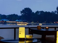 -东岸Cafe 爵士俱乐部