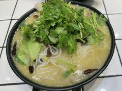 -肥汁米蘭香港米线(长宁来福士店)