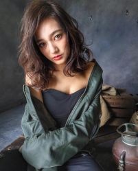 -侨治发型