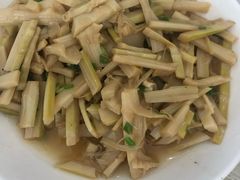-天乐农家鱼头王(天目湖店)