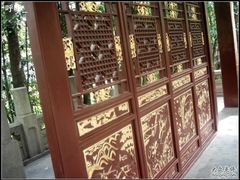 -汇龙潭