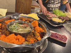 鸳鸯锅-邓莽子老火锅(鲁祖庙店)