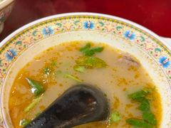 -金杨拉面王小吃面馆·牛三宝面·红烧牛肉粉