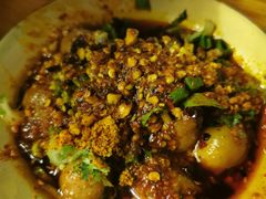 -拈签一笑黄牛肉辣卤串串