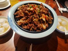 -双湖园·地标武汉菜(黄鹤楼解放路店)